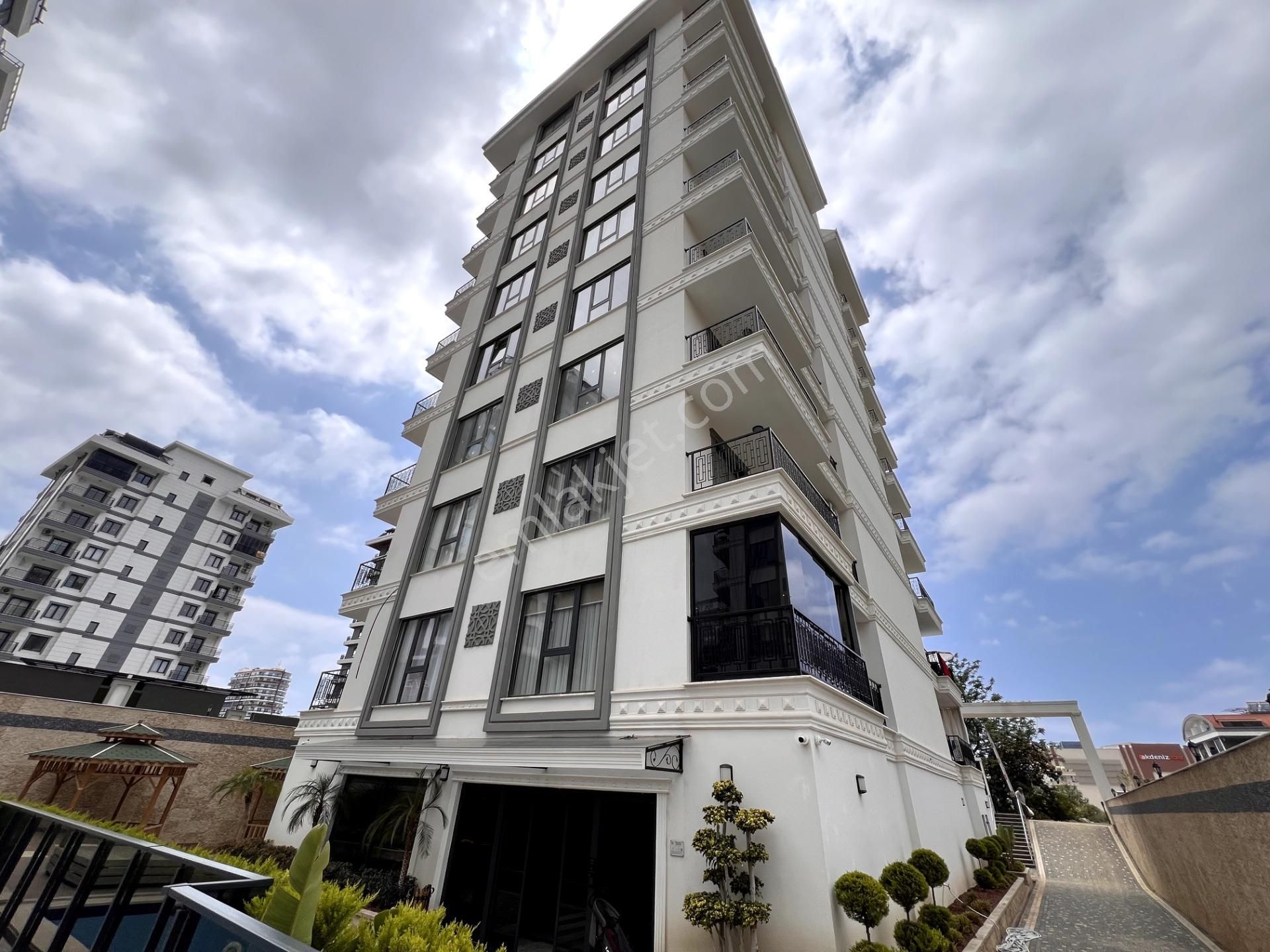 Alanya Mahmutlarda Merkezi Konum Sıfır Yeni Kiralık 1+1 Full Aktiviteli
