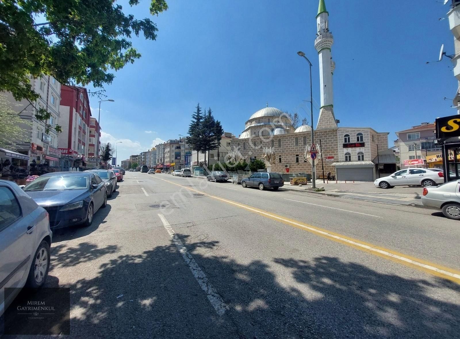 Sincan Atatürk Mah Vatan Cad Kervan Sokak Da Kiralık 3+1 Daire