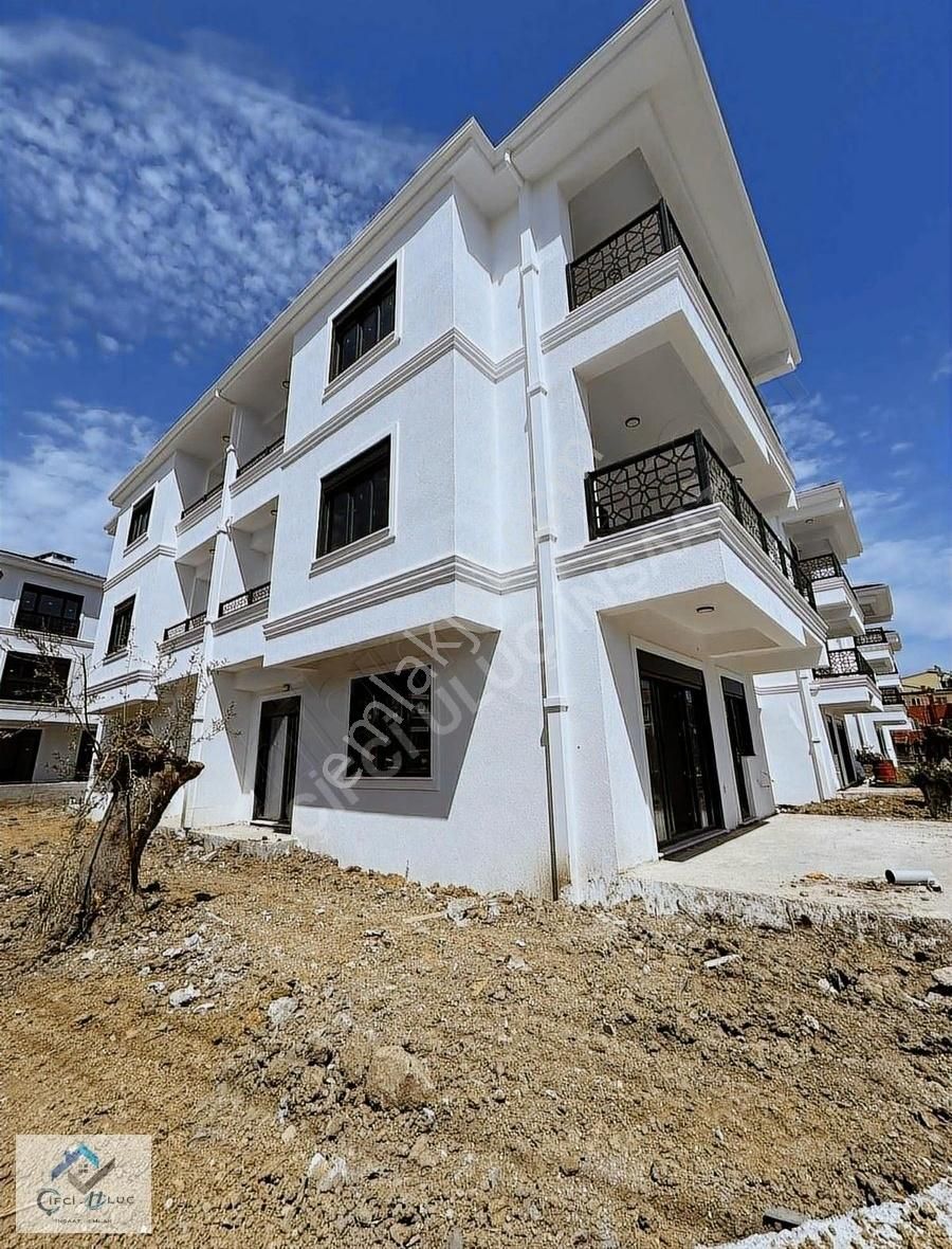 Küçükkuyu Merkez De Lüks Projeden 2+1 Daire Seçenekleri