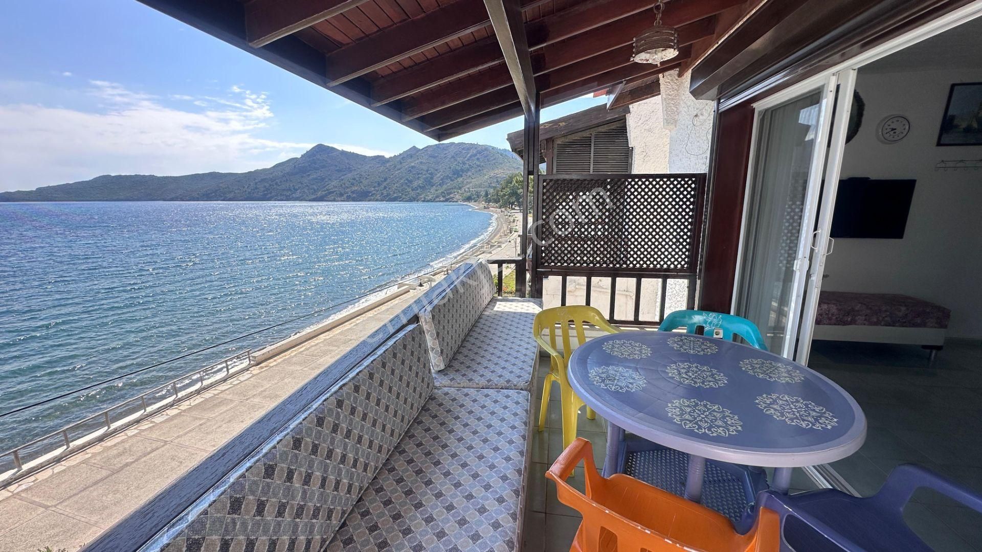 Datça Aktur'da Denize Sıfır Kiralık 2+1 Daire
