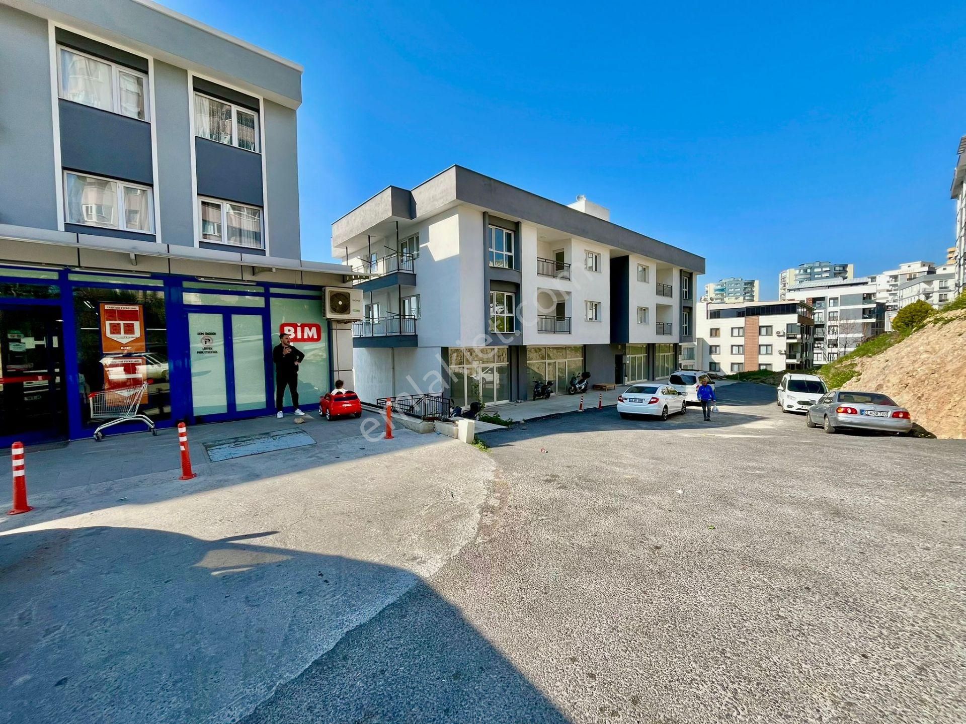 Menemen Ulukent Ulukop. 110+114 M2 Yan Yana İki Kiralık Dükkan - Görsel 3