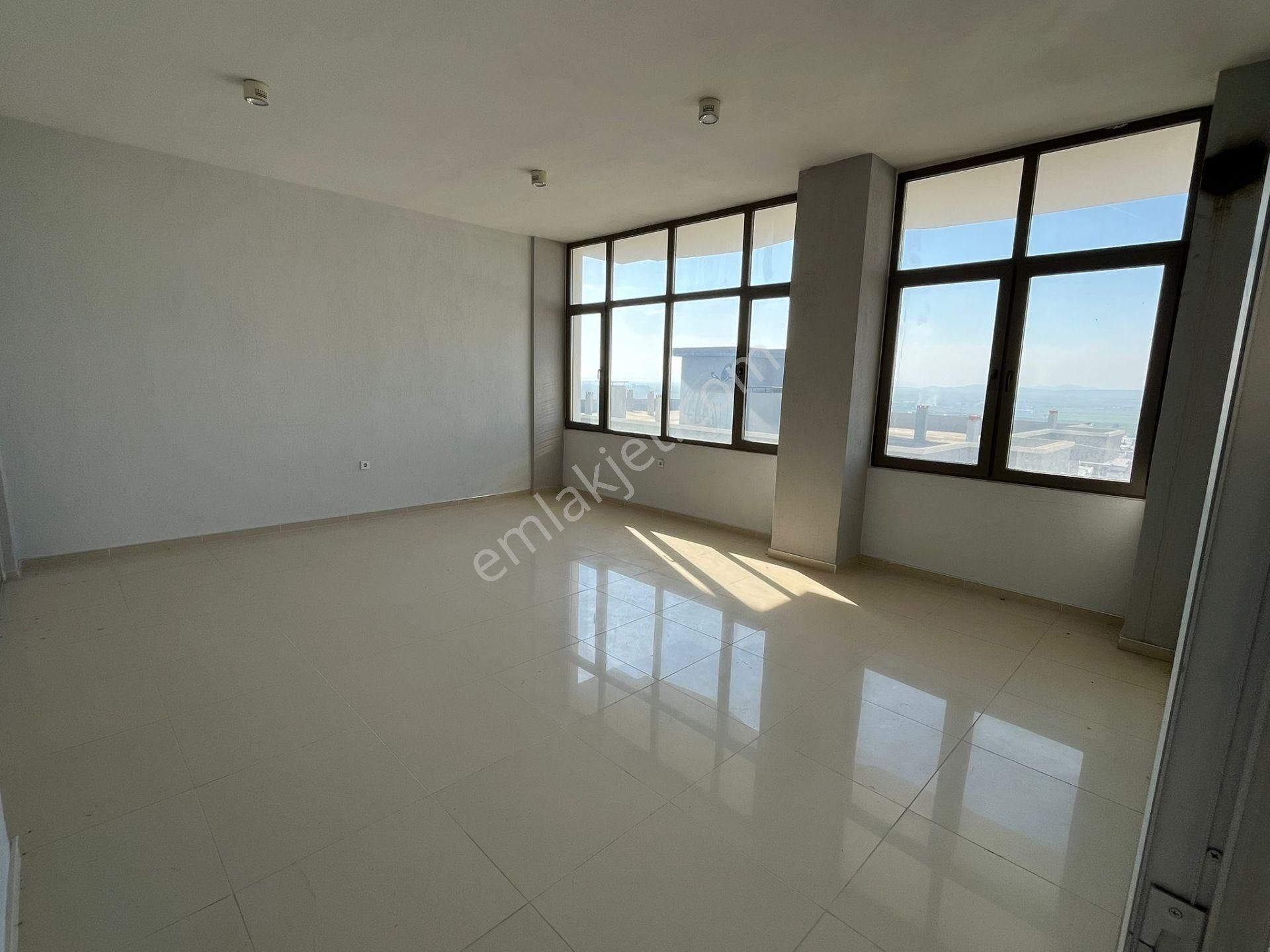 Menemen Ulukent Ulukop. 110+114 M2 Yan Yana İki Kiralık Dükkan - Görsel 6