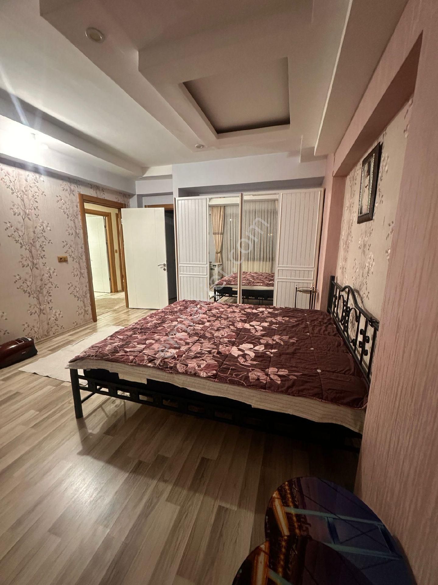 Mastfros Caddesi Karpuz Kavsaginda Acil Satılik 4+1 Luks Daire
