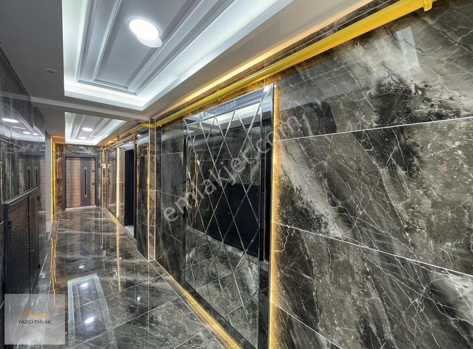 Samsun Sinop Yoluna 100 M İskanlı Lüks Binada Satılık Daire