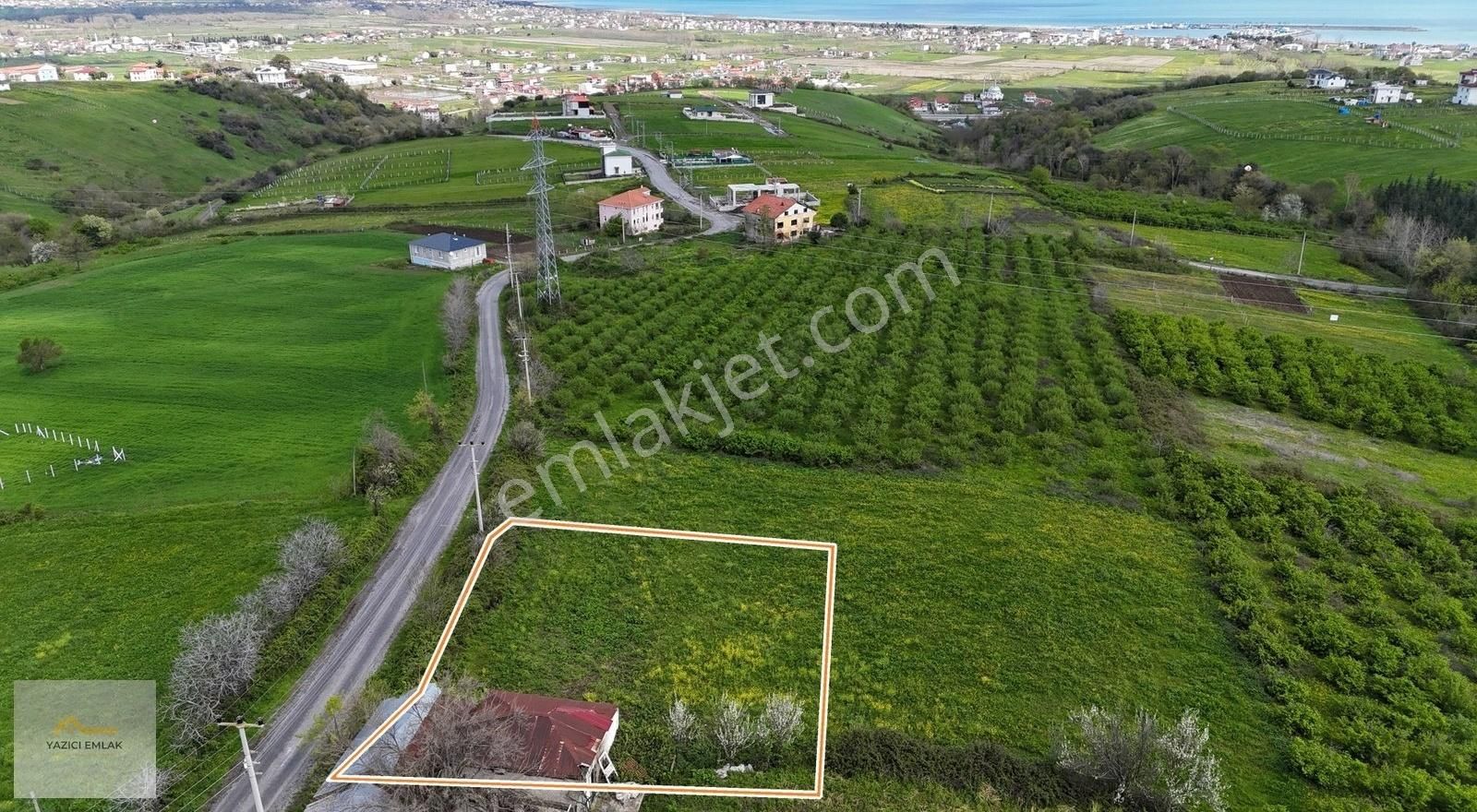 Deniz Manzaralı Villalar Bölgesi Şehire Yakın Köşe Arsa