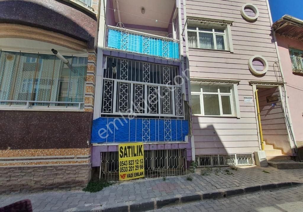 Vadi Emlak'tan Soğukpınar Mahallesinde 2+1 Satılık Daire