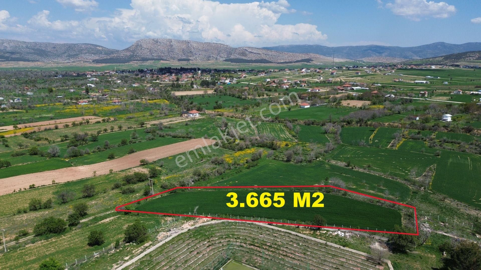 Korkuteli Bozovada Yeni Yol Kenarı Resmi Yolu Olan Daire Takasına Açık 3665 M2 Tarla - Görsel 2