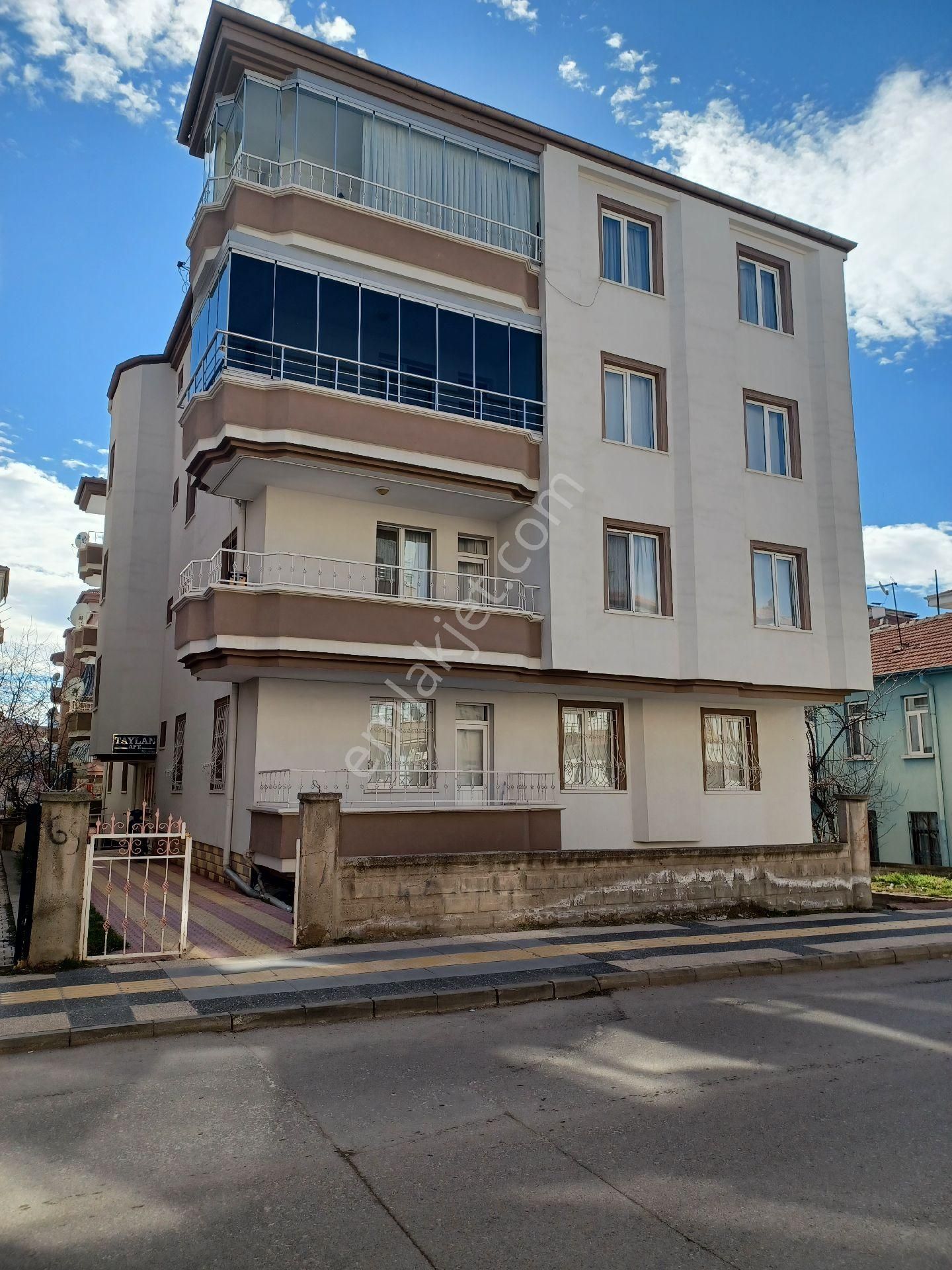 Güney Gayrimenkulden K.bölcek Mh.çarşı Merkeze Yakın Konumda 3+1 Yüksek Giriş Satılık Daire