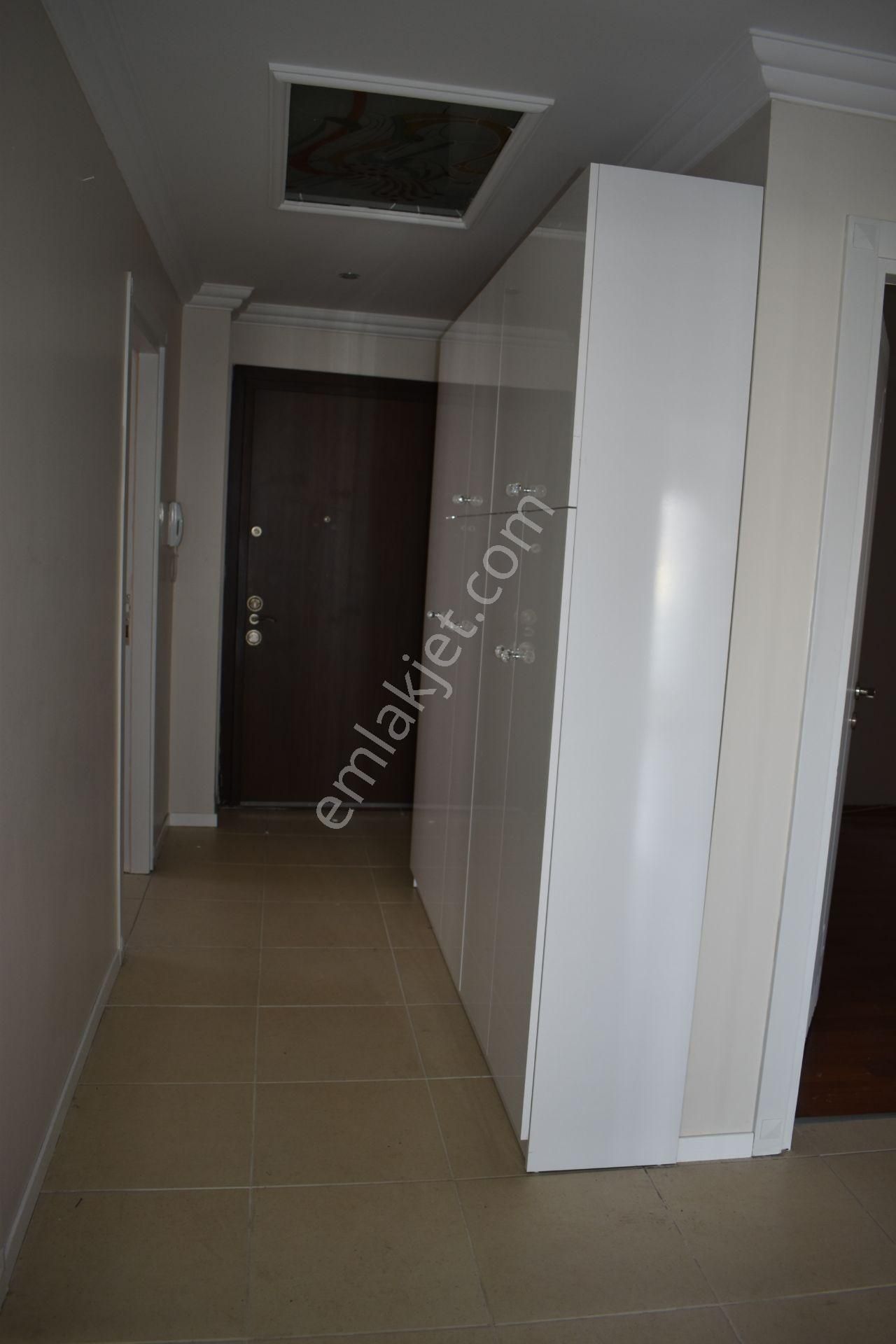 Büyükçekmece Fatih Mah Lüks Yeni Binada Arakat 3+1 Acil Satılık Daire - Görsel 31
