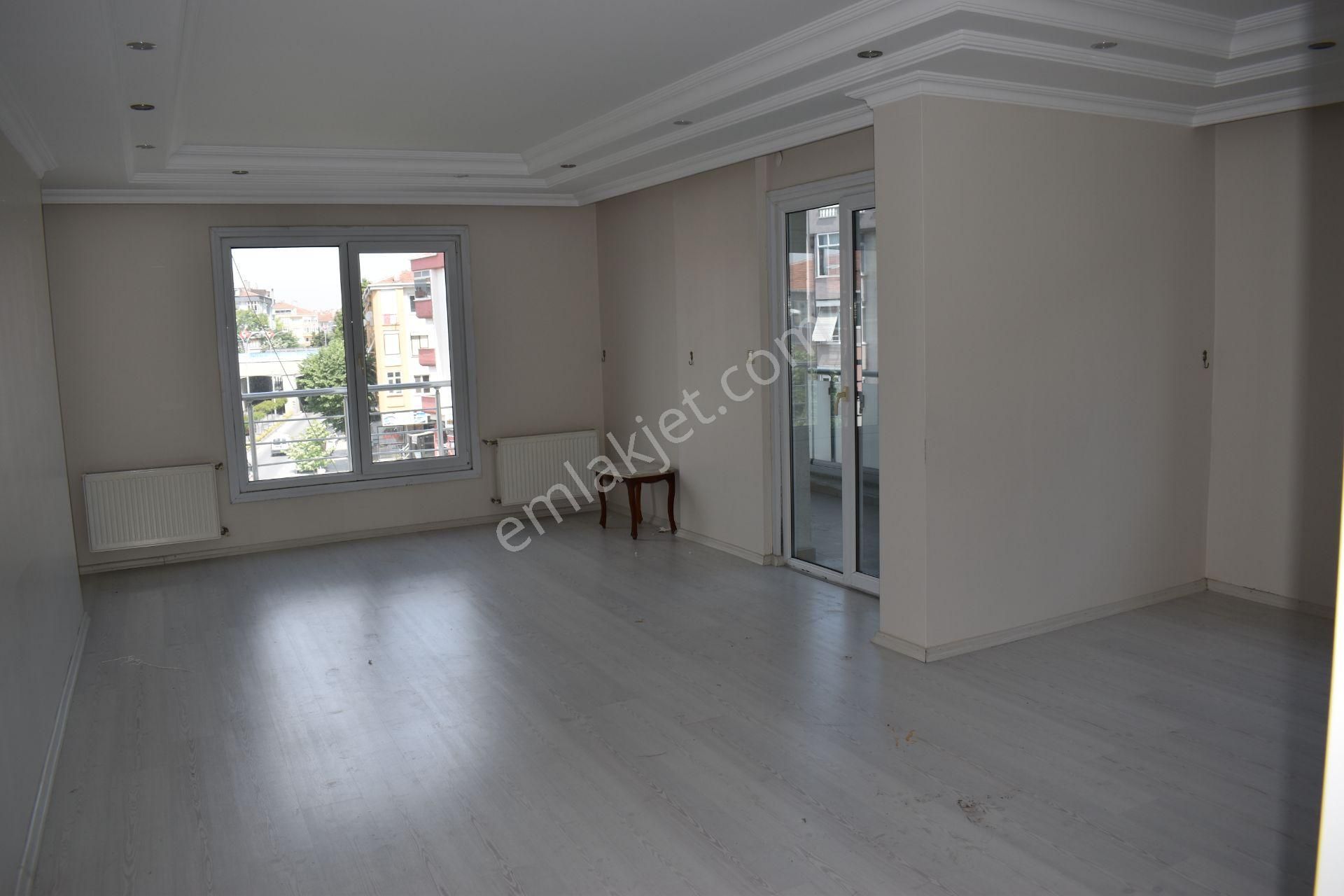 Büyükçekmece Fatih Mah Lüks Yeni Binada Arakat 3+1 Acil Satılık Daire - Görsel 3