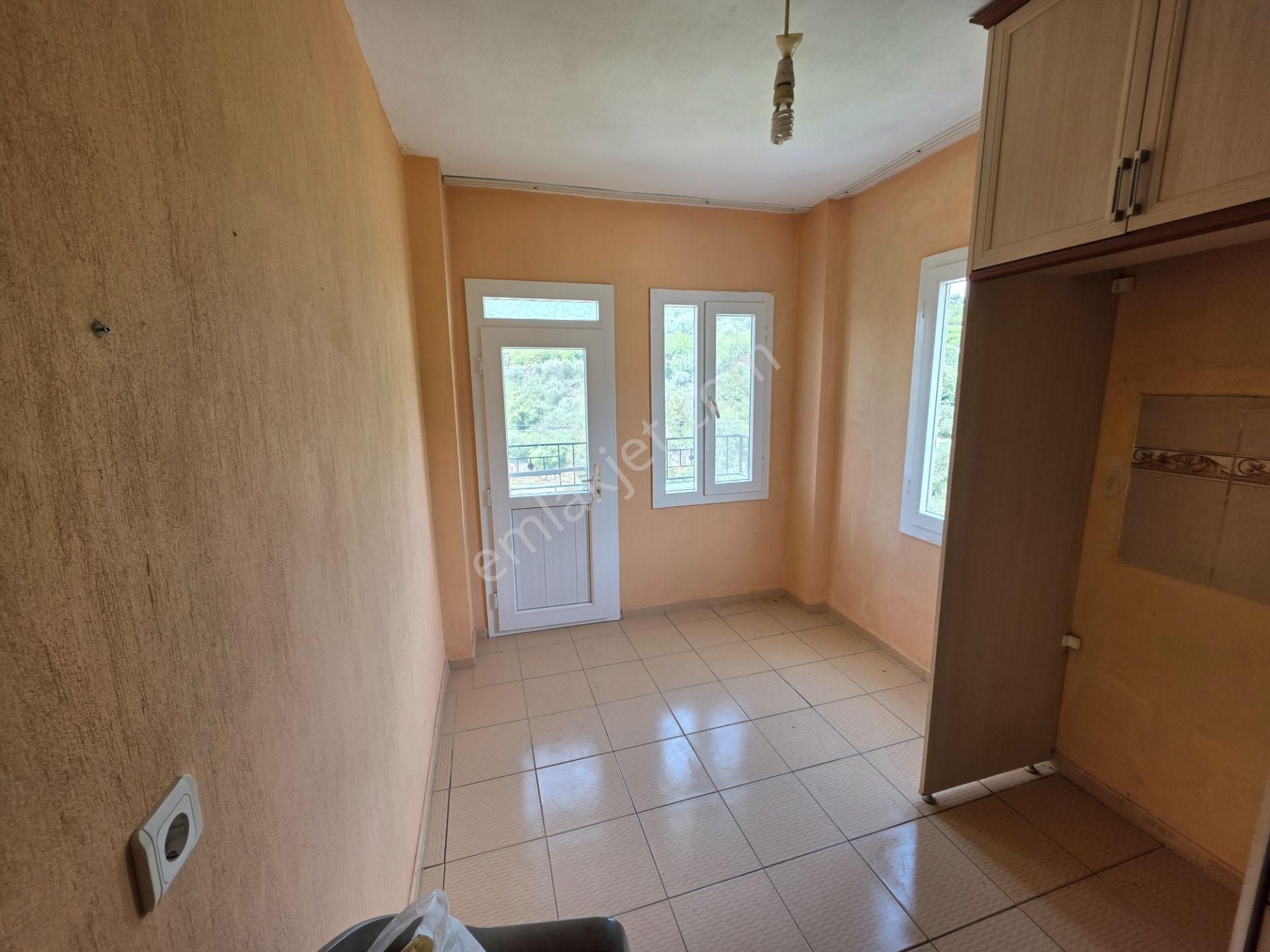 Erdemli Kocahasanlı Da Satılık 3 Katlı Müstakil Ev - Görsel 11