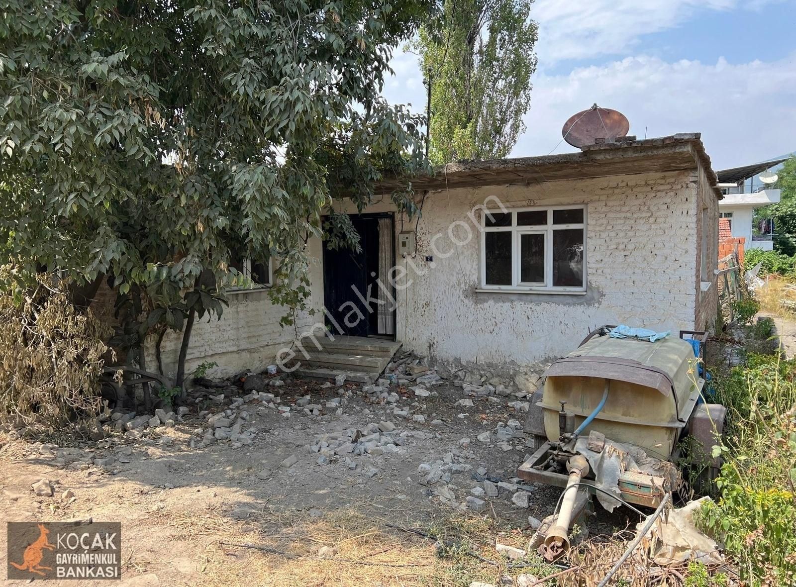 İznik Çiçekli Köyünde 482m2 Arsa Üzerinde Bahçeli Müstakil Ev