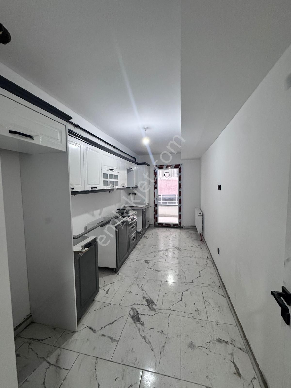 Denizköşkler’de 3+1 Sıfır 130m2 Otoparklı Asansörlü Acil Satılık Fırsat Daire