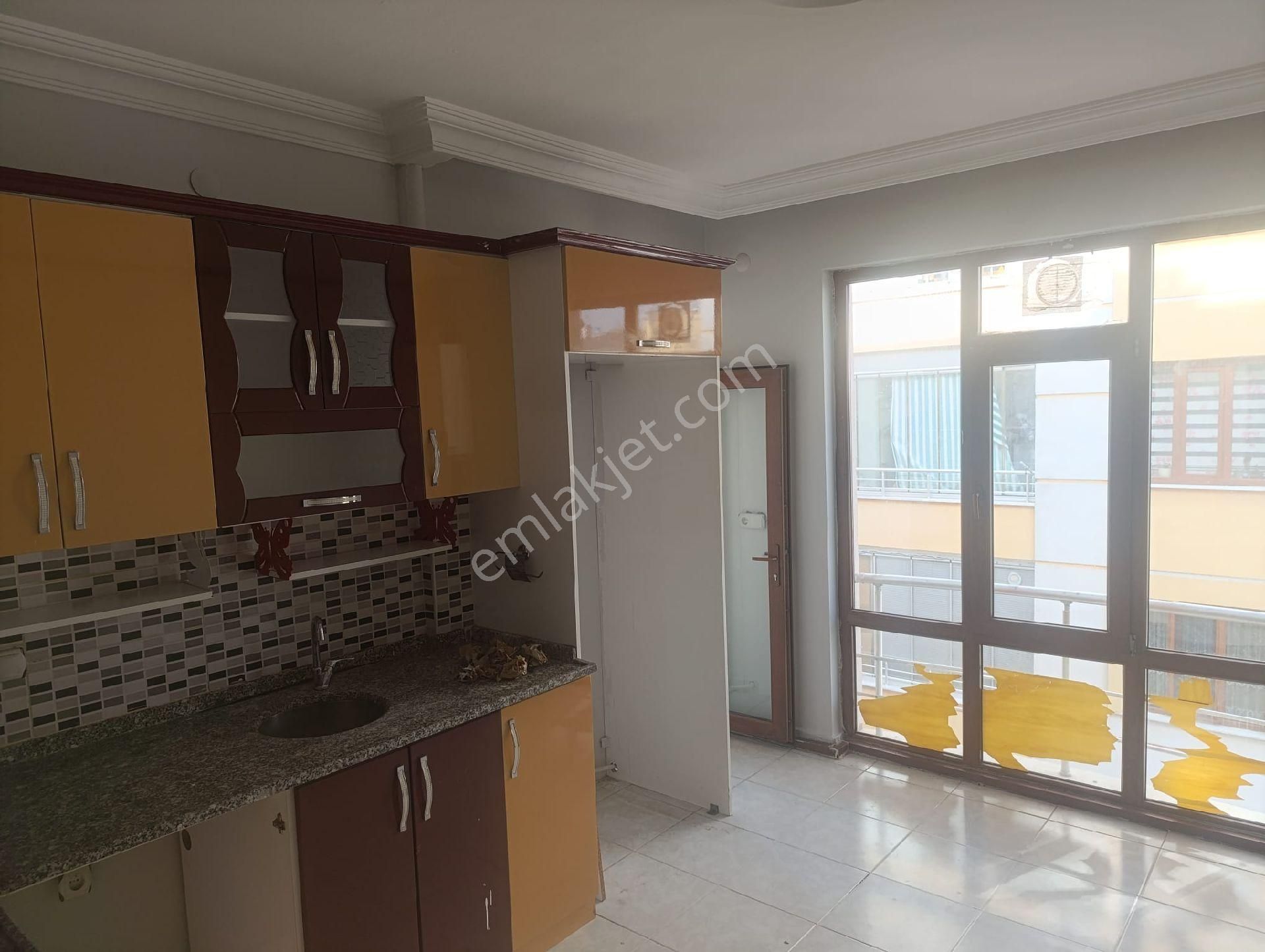 Konya Karatay Hamzaoglu Mah. 155 M2 3+1 Satılık Daıre