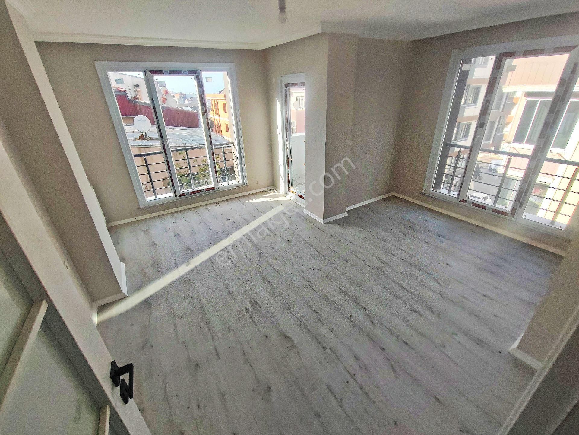Merkez Ptt Arkası Lüks Harika Yapım 2+1 Ara Kat Daire