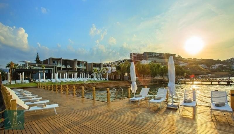Yalıkavak'ta Tek Kat Mimari Deniz Manzaralı 4,5+1 Lüks Villa