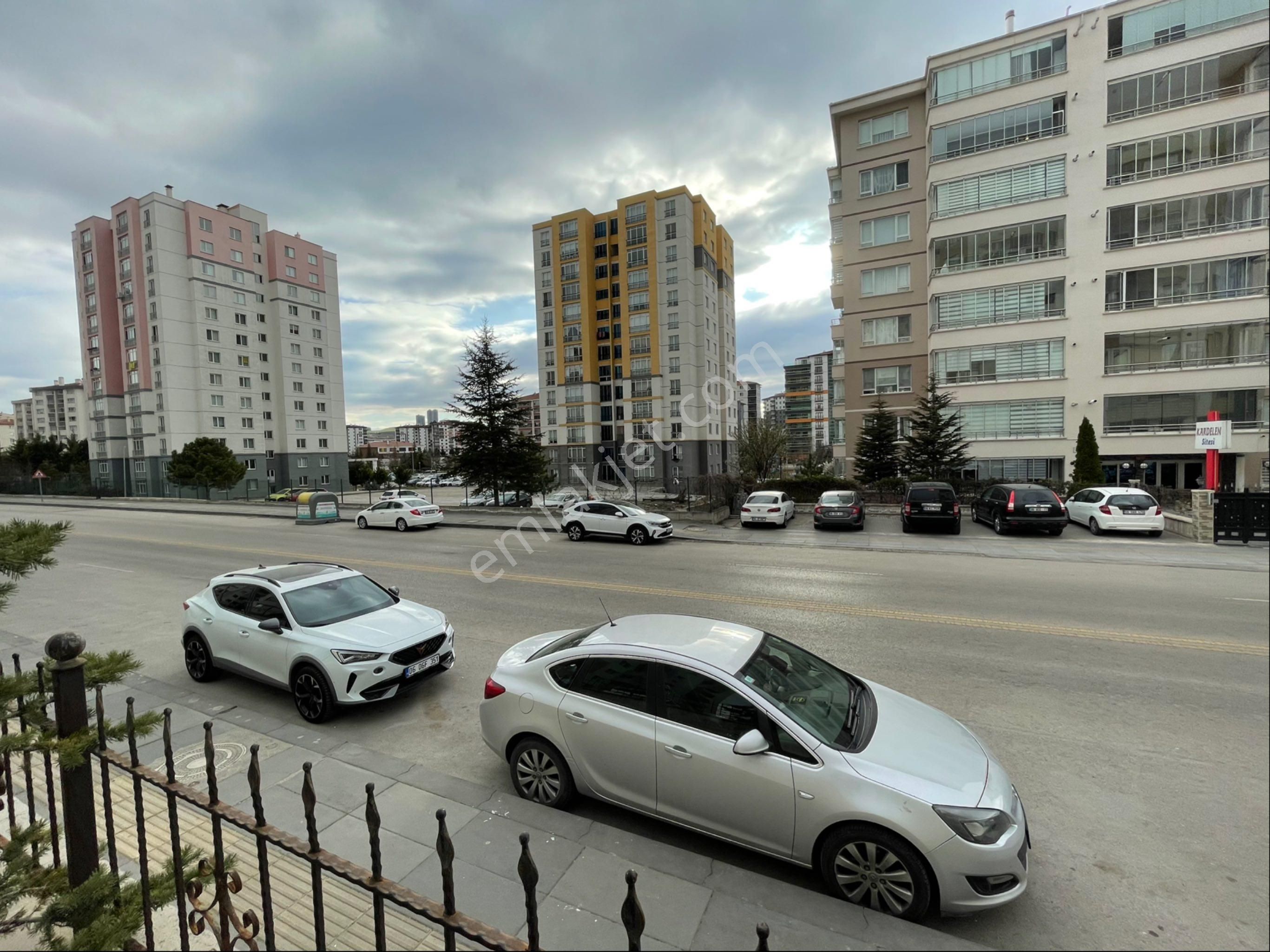 Ahimesudda Ebeveyn Banyolu Önü Açık Manzaralı 3+1 Daire