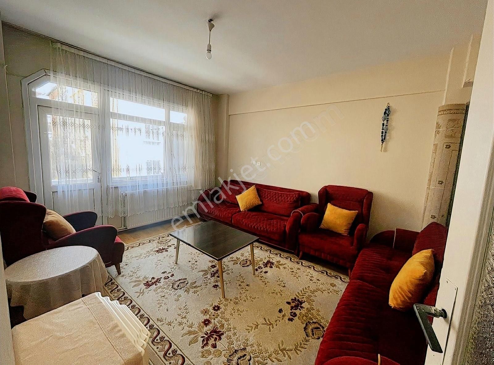 Aydoğan'dan Merkezi Satılık 1.kat Çift Balkon Daire