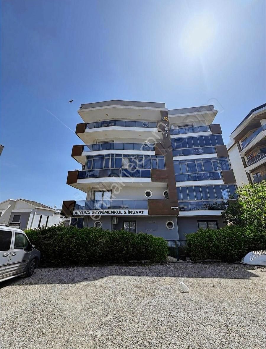 Fb Gayrimenkul'den Güzelbahçe' Dehavuzlu 1+1 Eşyalı Kiralık