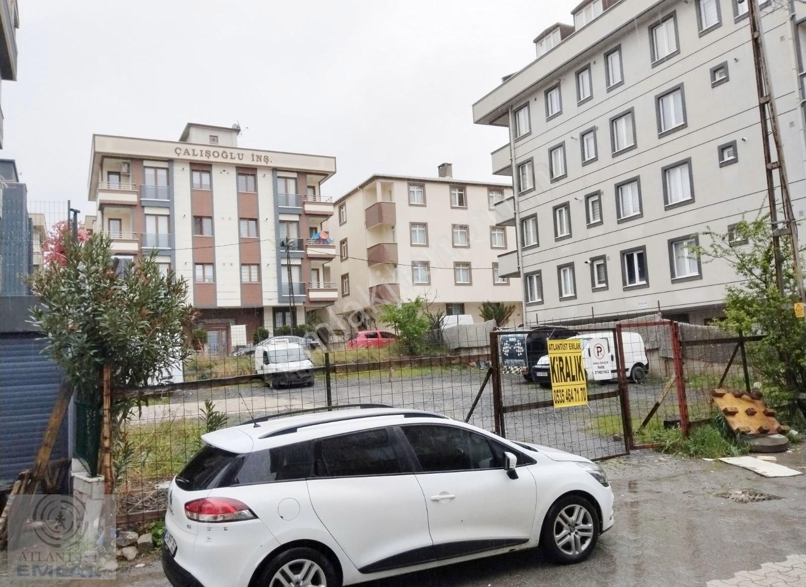 Kayışdağı Cd'sine Yakın Pembegül Sk'ta 480m2 Etrafı Çevrili Arsa