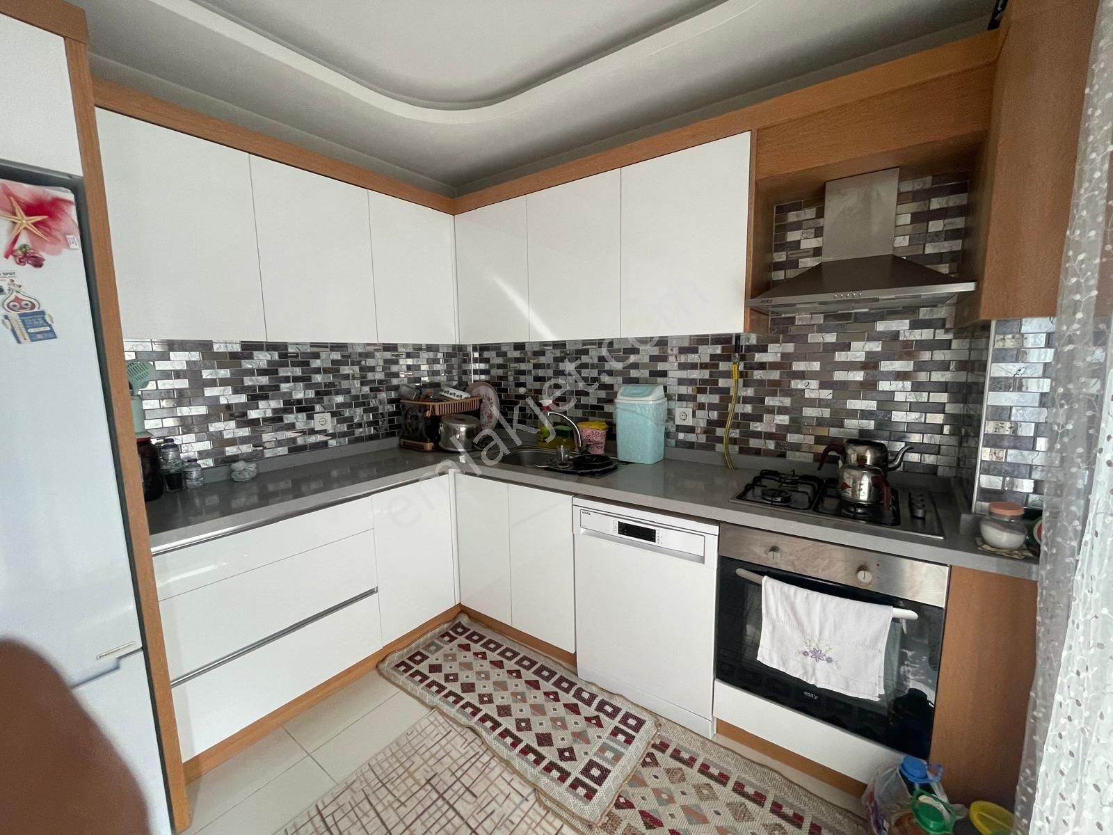 Bucca Höksu Mahallesi Cadde Üzeri 2+1 Satılık Daire