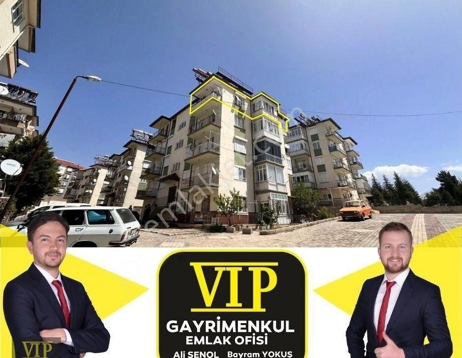 Vip Gayrimenkul'den Yeni Mah.yeşilyayla Evleri 3+1 Daire ​