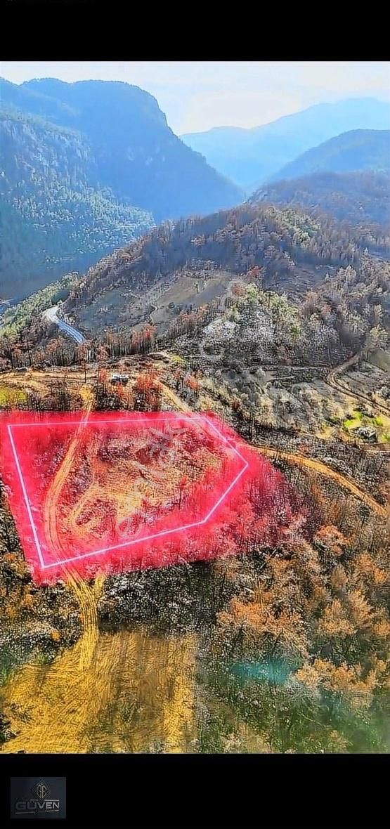 Emsalsiz Fiyata Muğla'da Deniz Manzaralı Yolu Olan 2700 M2 Tarla