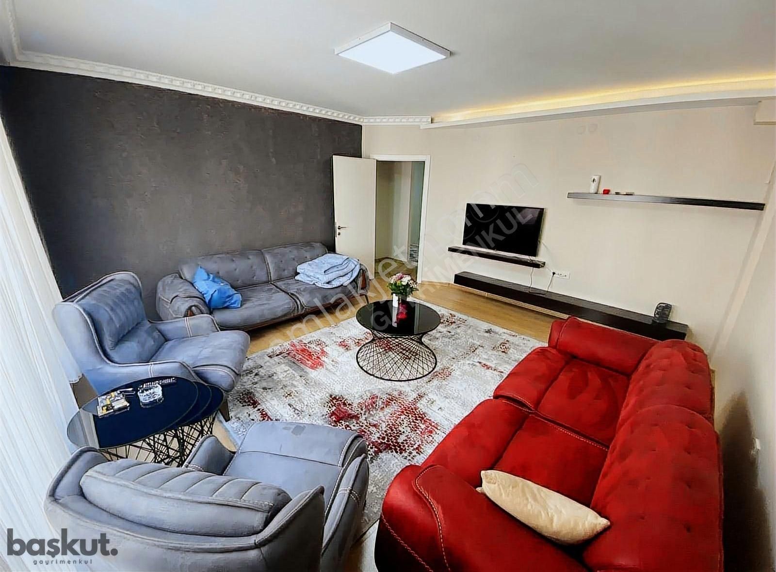 Başkut Emlak- Örnekköy&yeni Girne Caddesinde 2+1 Satılık Daire