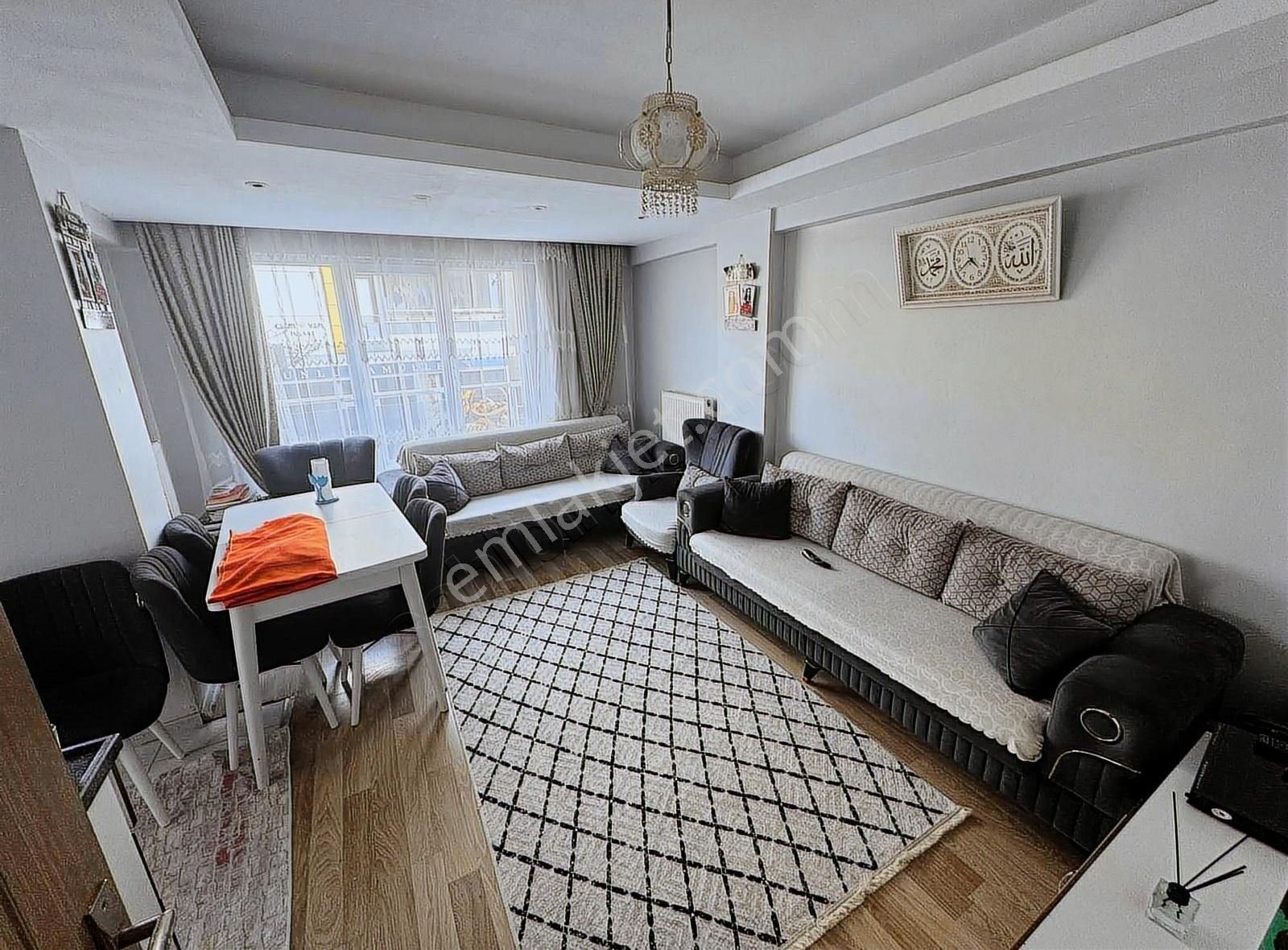 M.akif Mah Satılık 2+1 75m2 Balkonlu Yüksek Giriş Daire
