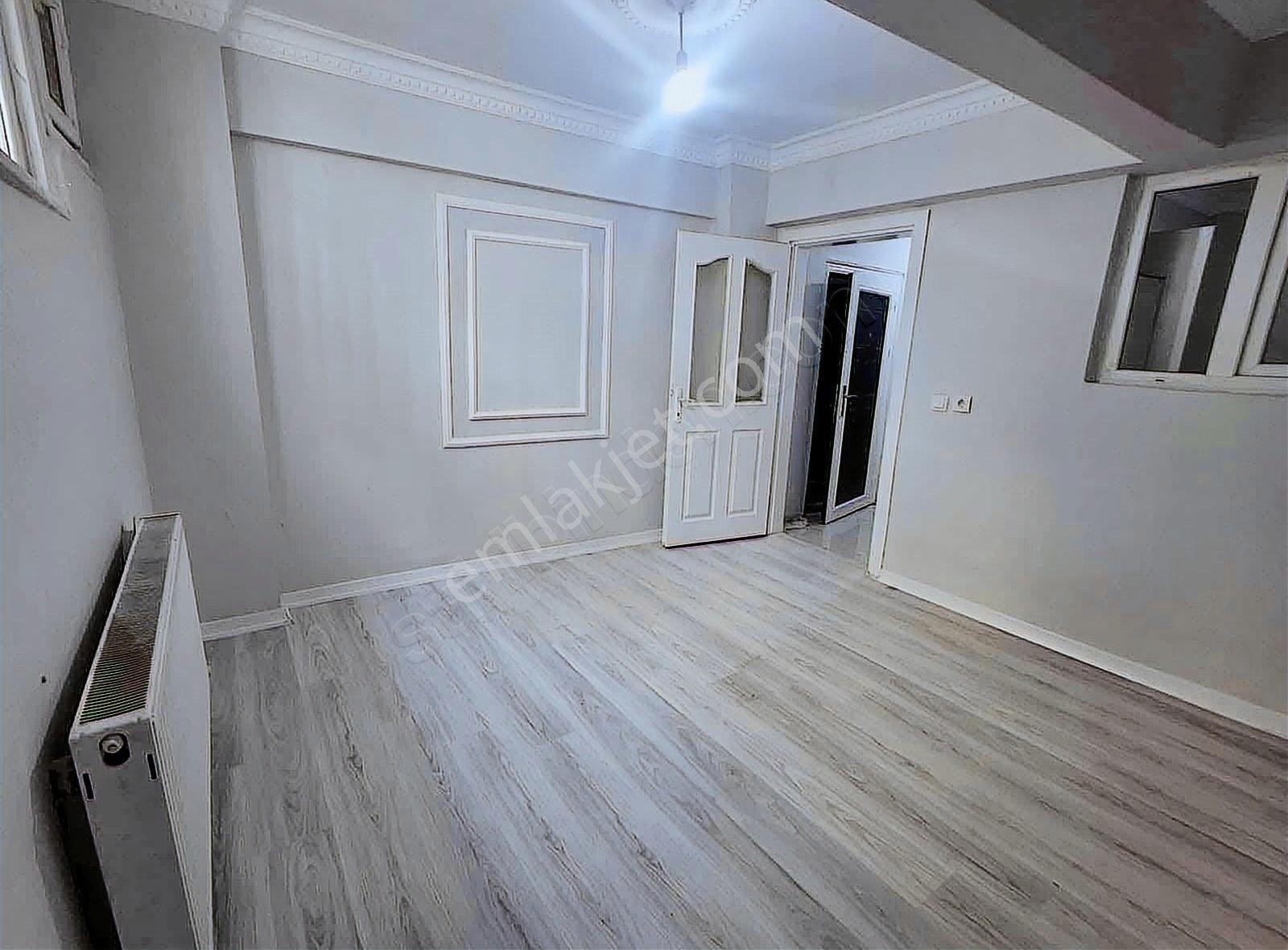 Bayramoğlu Emlak Tan Satılık 2+1 Masrafsız Bahçe Katı Daire