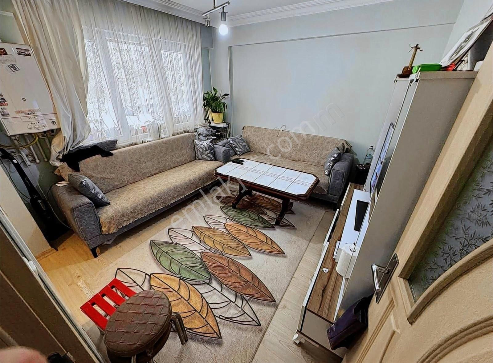M.akif Te Satılık 2+1 Güney Cephe 90m'2 Yüksek Giriş Daire