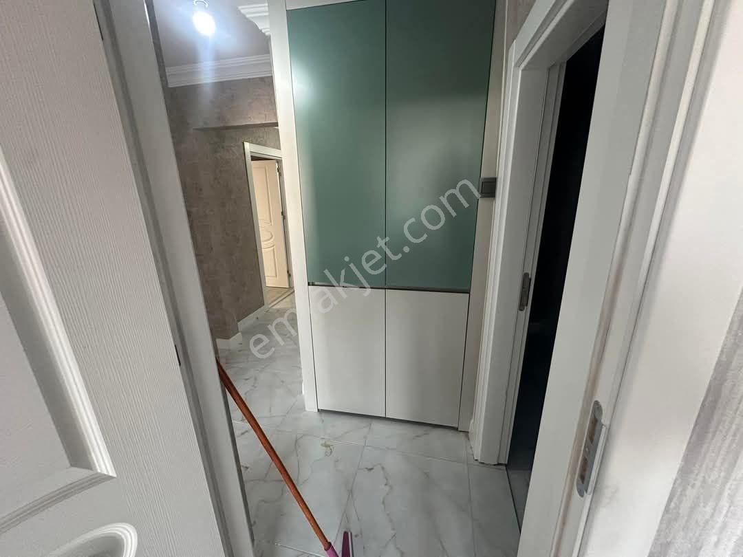 Real Avm Yakını Barış Caddesi Civarında Ful Bakımlı Arakat