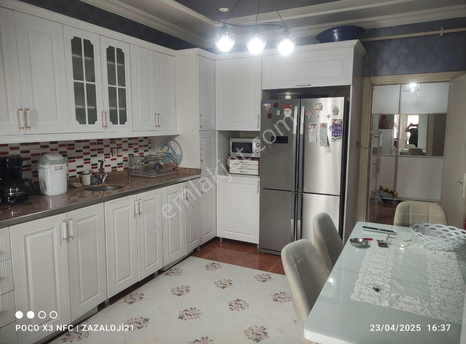 Karen'den Bağcılarda Satilik Sonkat Ultrlüks 3+1 Daire 3.700 Tl