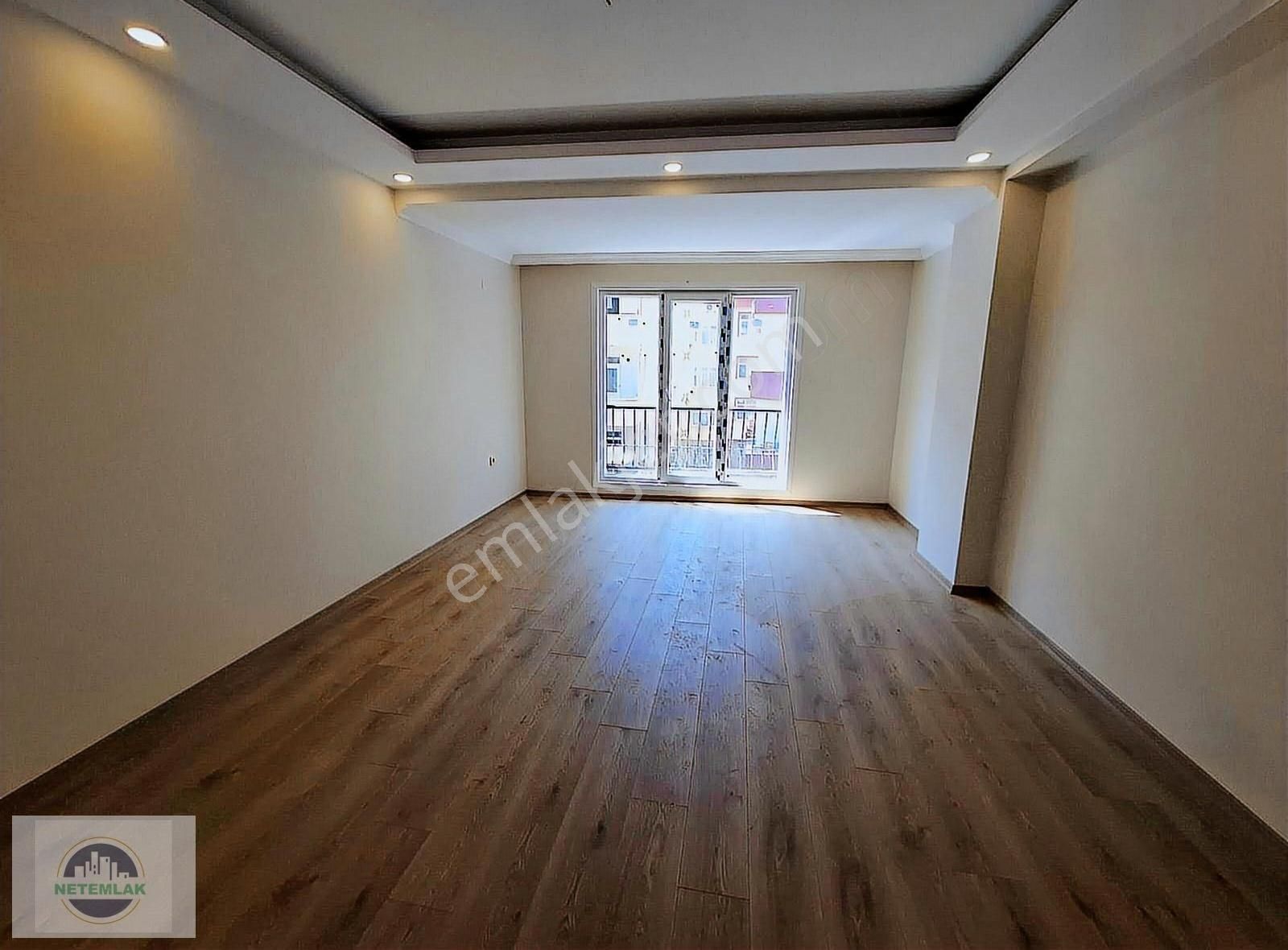 Tramvaya Yakın Sıfır Binada 3+1 Odalı Ebebyin Banyolu Satılık