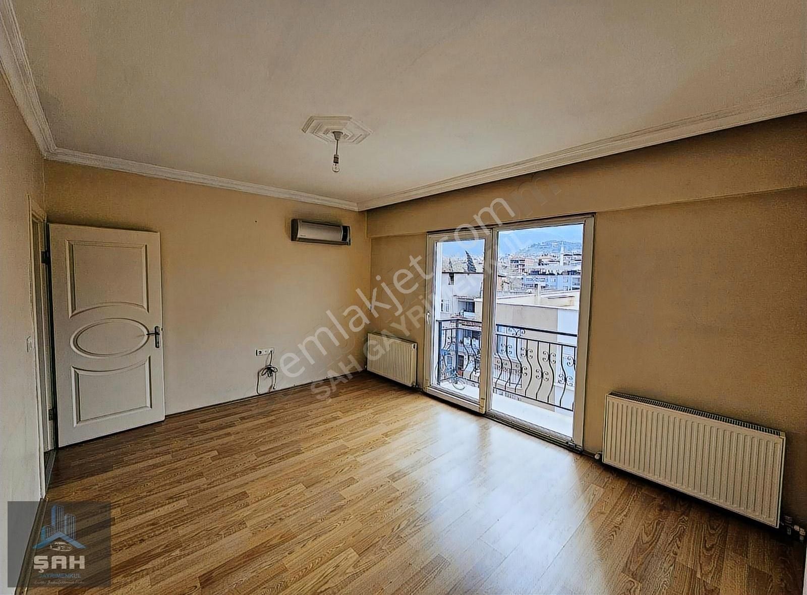 Kurtuluş Mahallesinde 3+1 Doğalgazlı Kiralık Daire