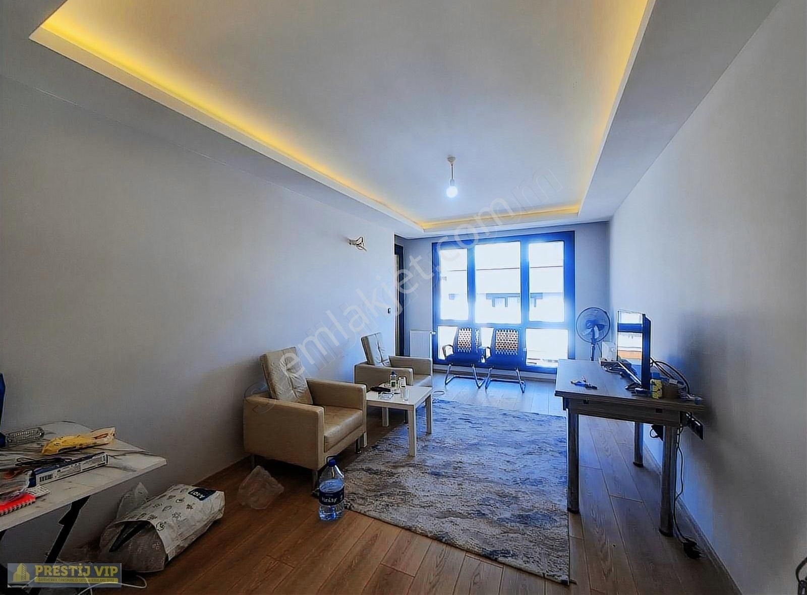 Prestij'den Emsalerının Altında Acıl Satılık 100m² 2+1 Daıre