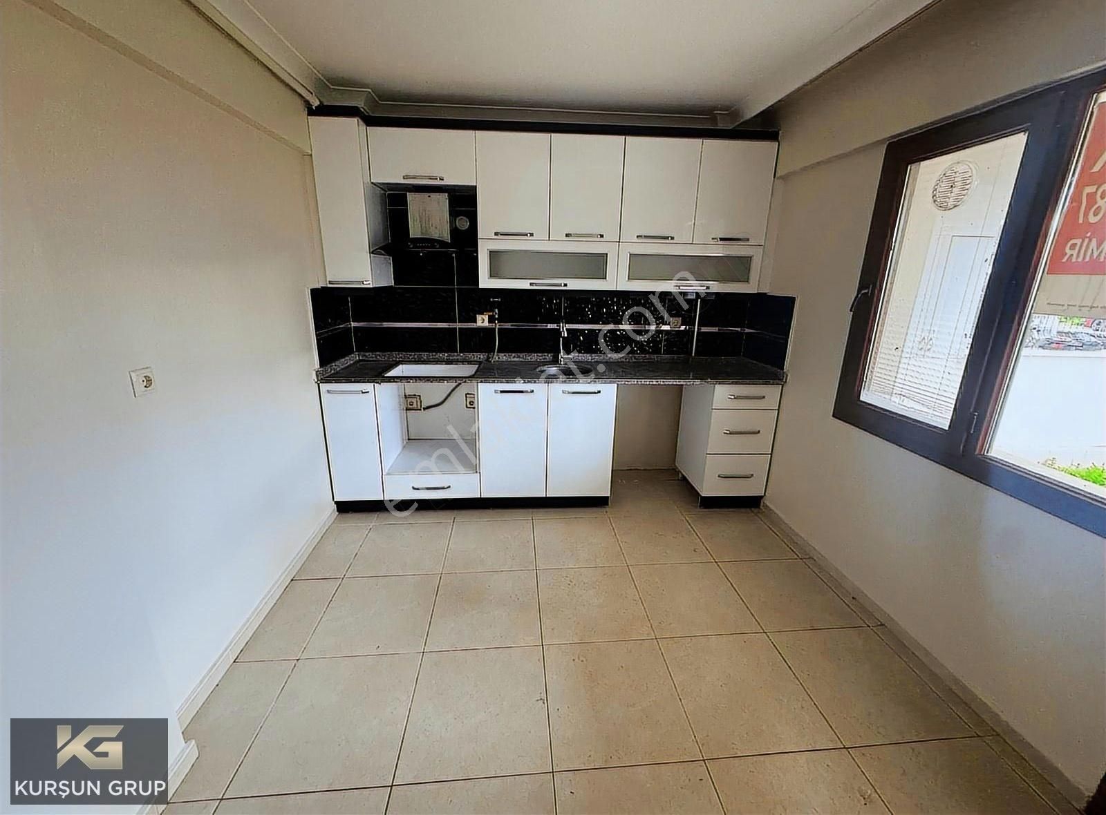 Muradiye Girişinde 3+1 Çift Girişli Bahçeli Full Lüx Boş Daire