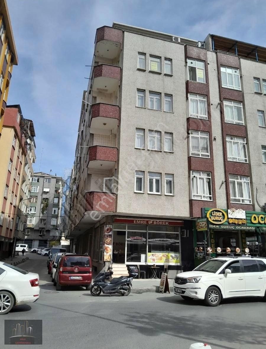 Satlık 2+1 4.kat 100 M2 E5 Karayoluna 2 Sokak Daire.
