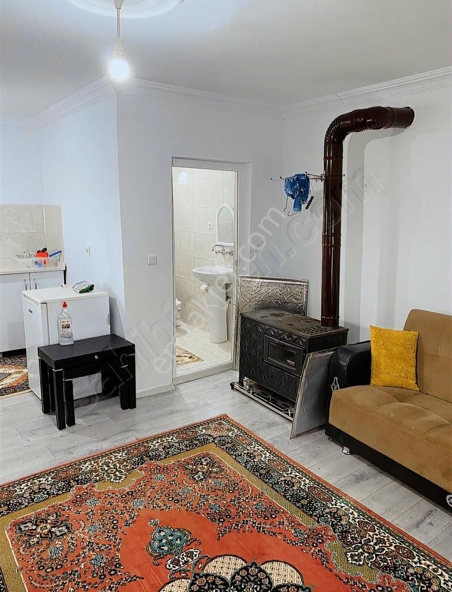 Yaşar Emlak'tan Satılık Ceviz Bahçesi