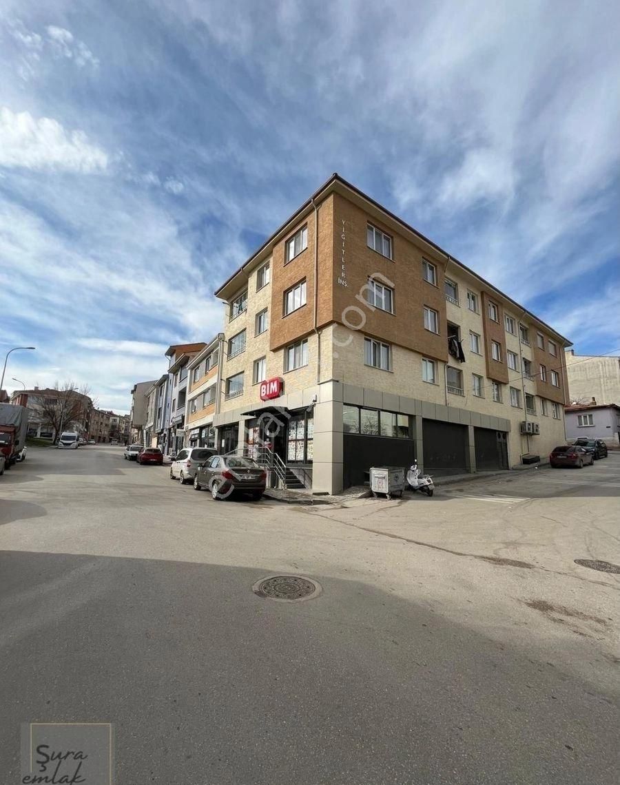 Emek Mahallesi Dilek Cad. Yakını Satılık 1+1 Apart Daire