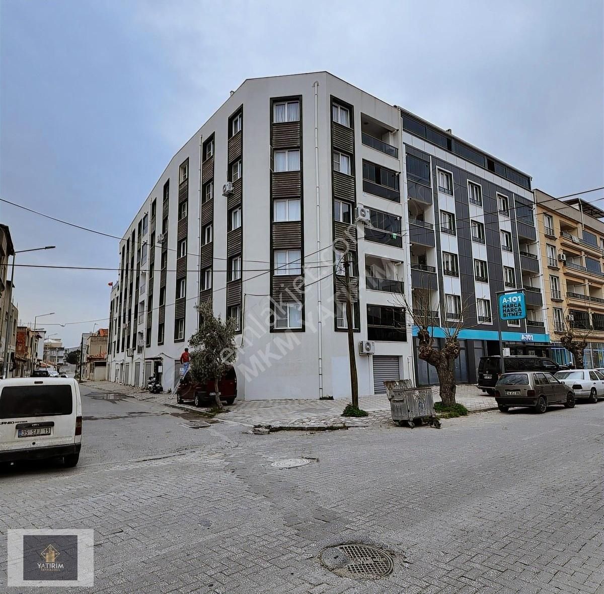 Reşatbeyde Novada Yolu Üzeri 3+1 Ferah Arakat Daire Asansörlü