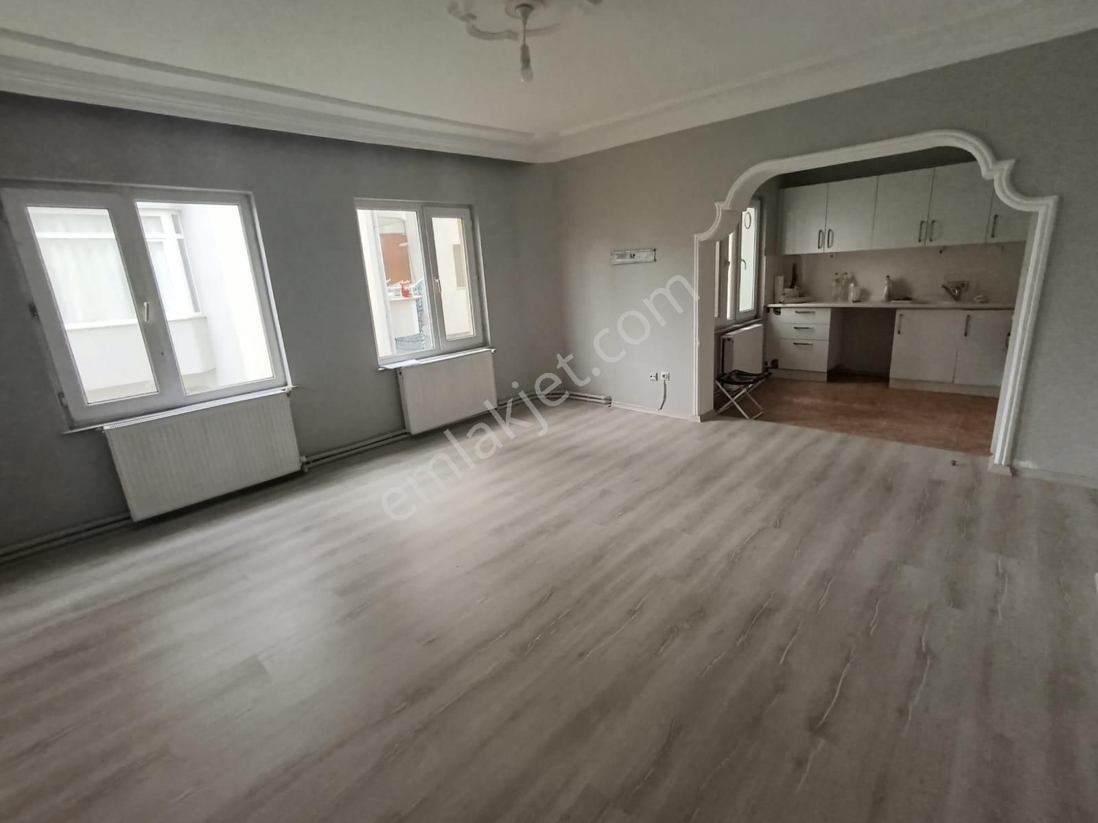 Düzce Cedidiye’de Merkezi Konumda 3+1 Geniş Kiralık Daire