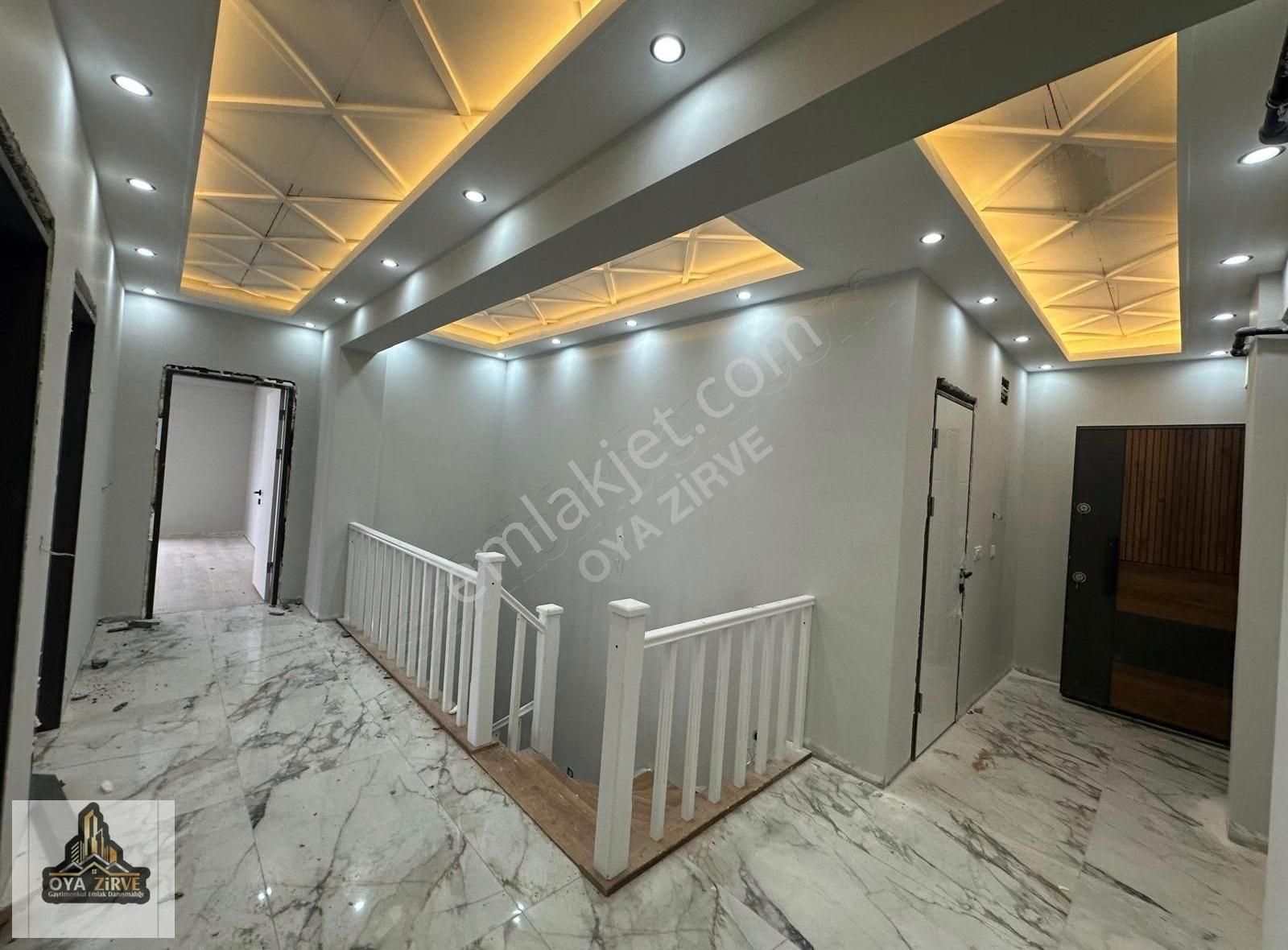 Başiskele Yuvacık Site İçi Manzaralı 4+1 Bahçe Dubleks