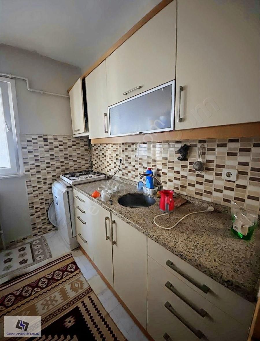 Alibeyde Eşyalı Kiralık Daire