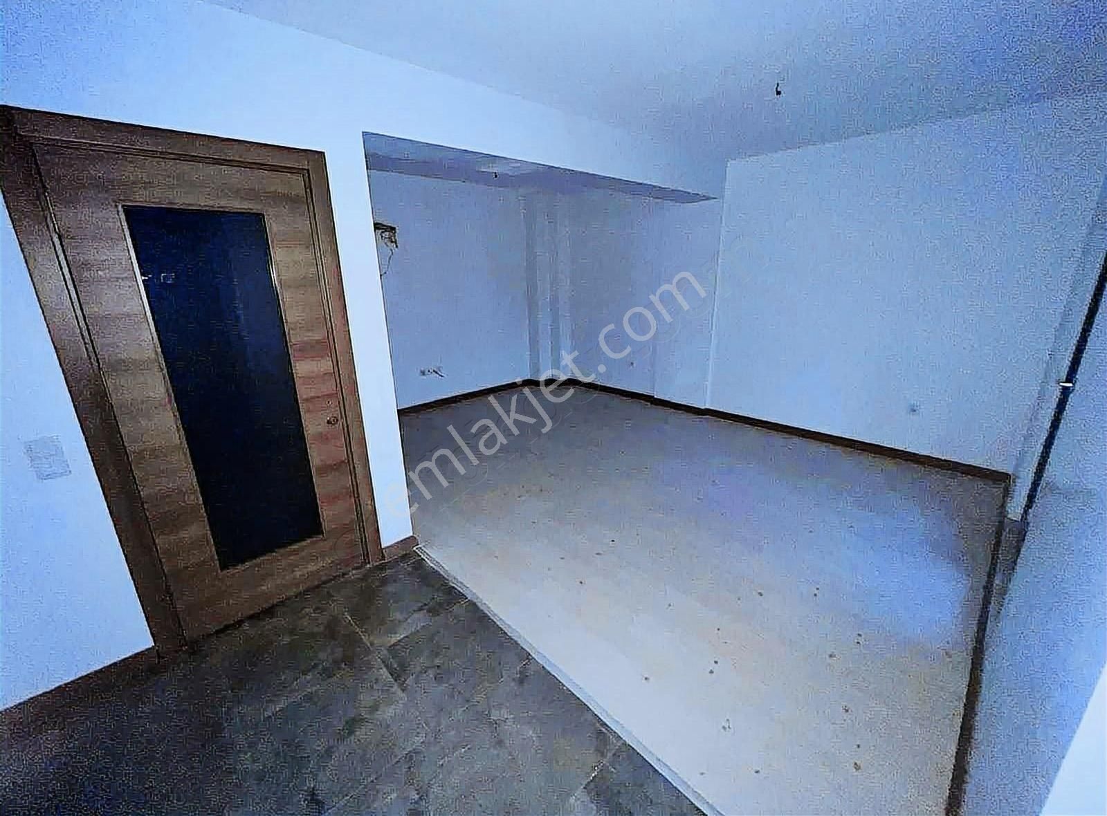 Denizli Merkezde Çamlık Avm Yakını Şahanlarda 2+1 Kiralık Daire