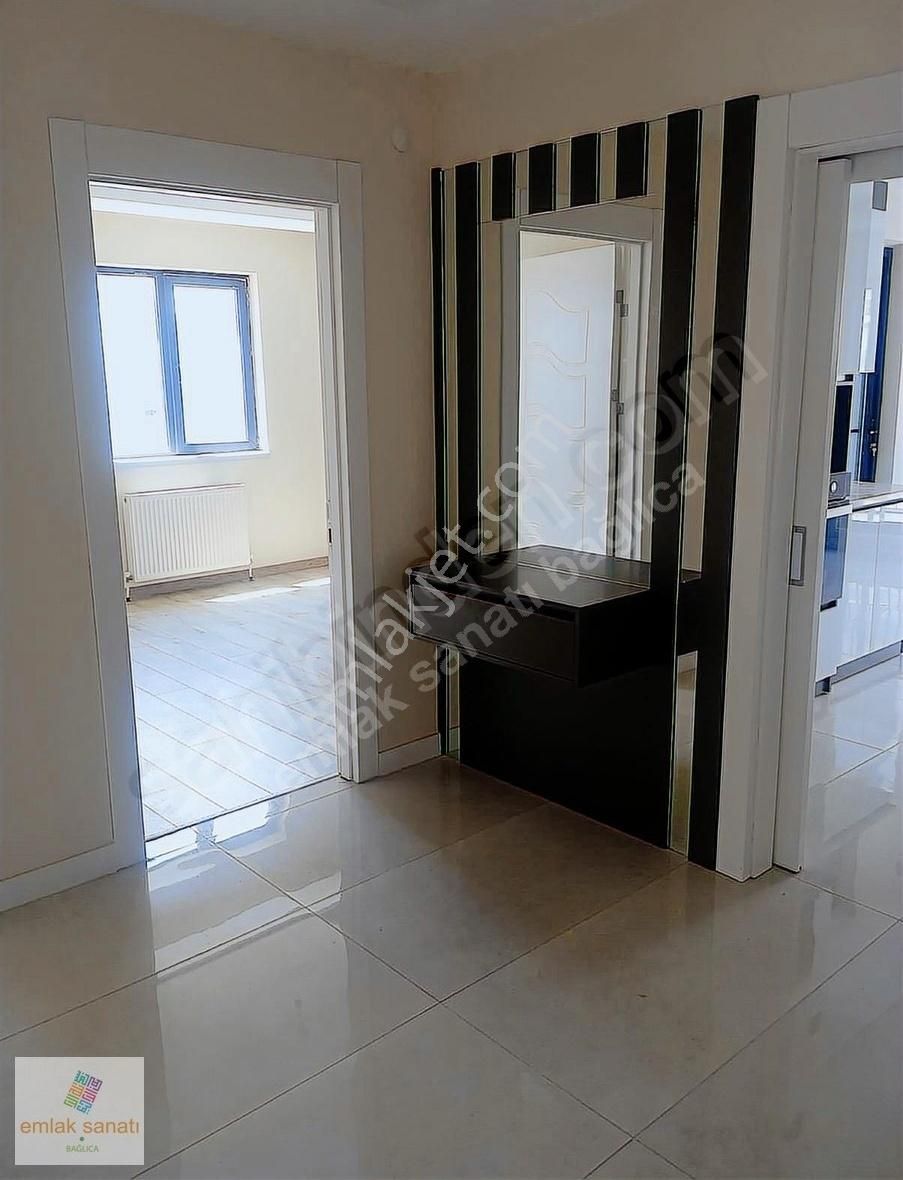 Bağlıcada Merkezi Konum Süper Lüks Satılık 4+1 Daire