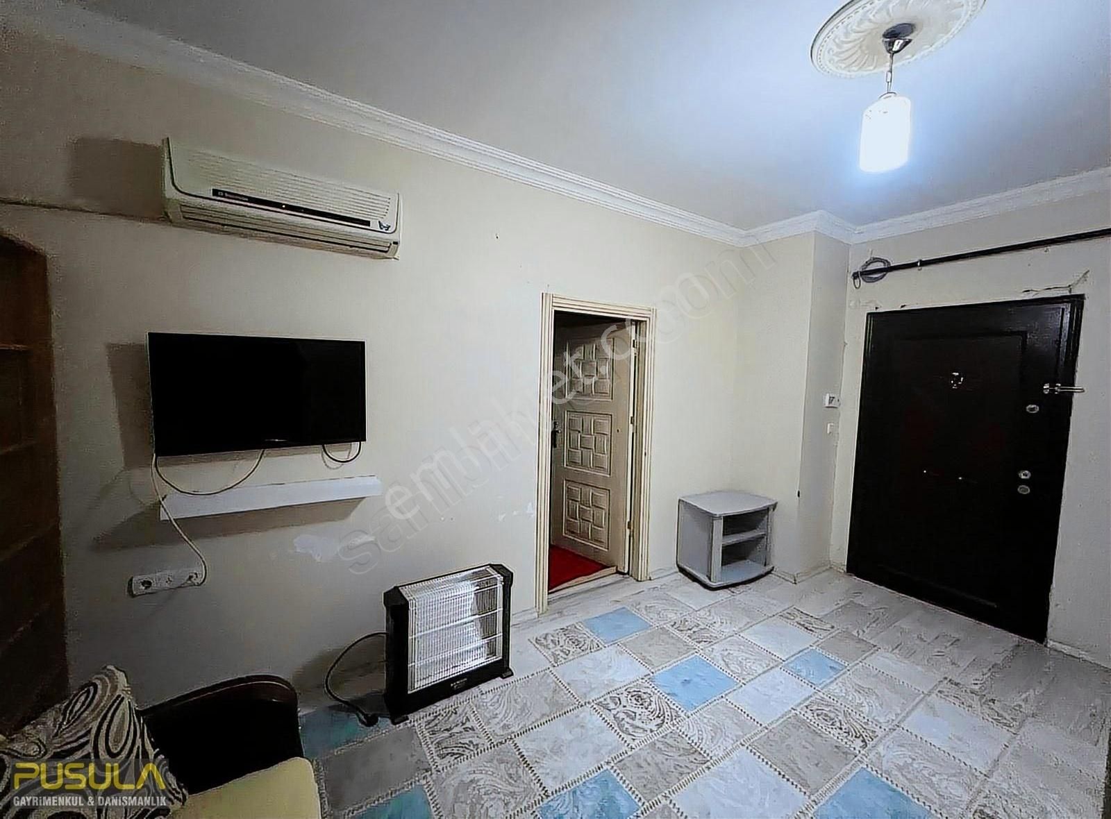 Pusula Gm.emre'den Üni.tarafında Kiralık 1+1 Apart Daire