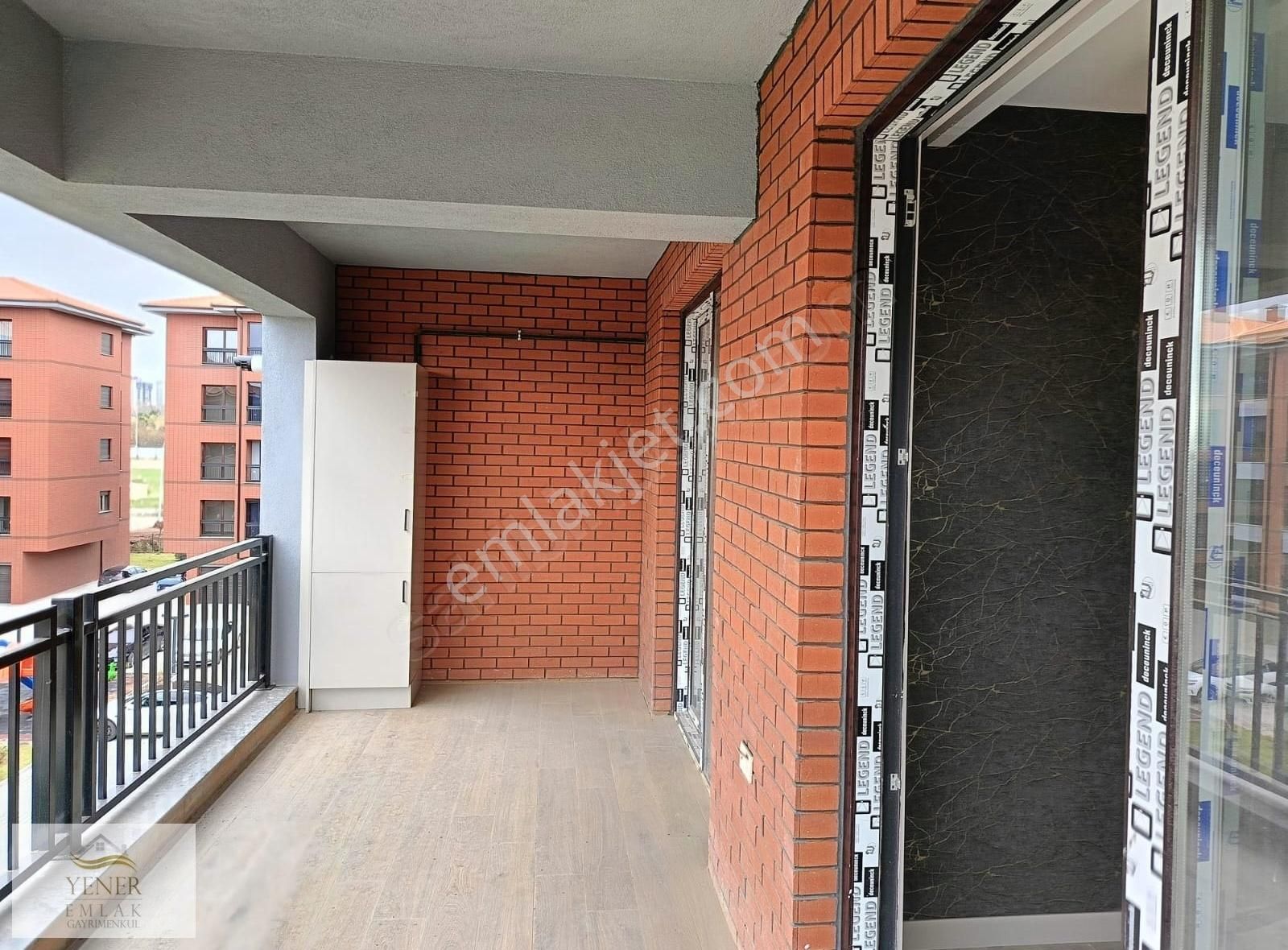 Sümer Mahallesi Kızılyer Mevkiinde Kiralık 4+1 Lüks Daire