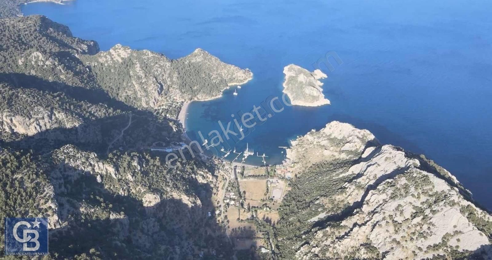 Cb Uzman Marmaris'in Meşhur Köyü Bayır'da Satılık Fırsat Tarla