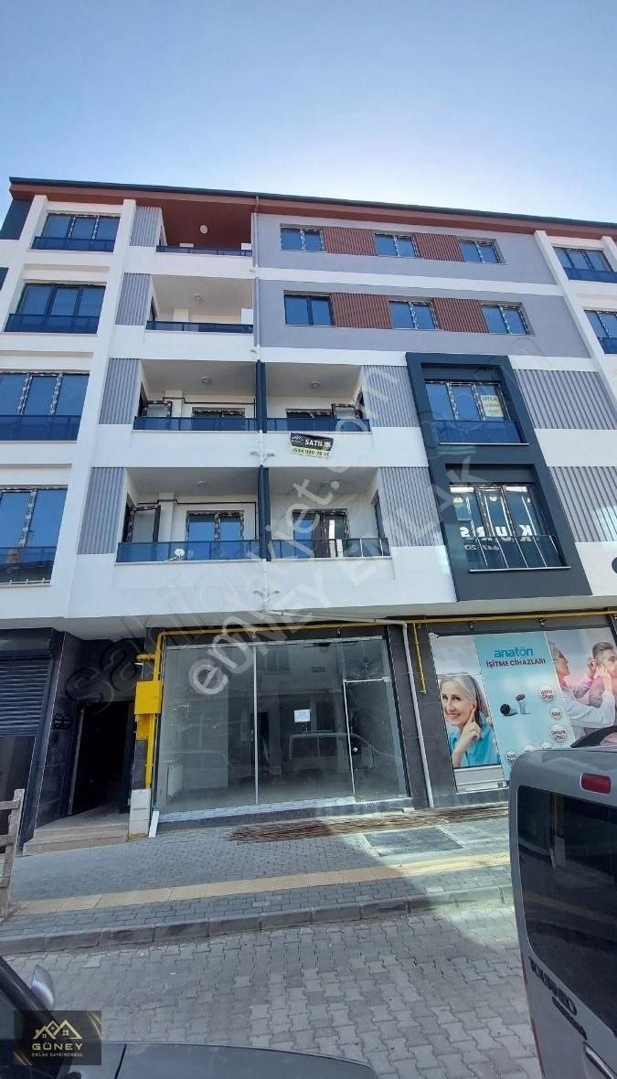 Güney Emlak Gayrimenkulden Şehir Merkezine Satılık 1+1 Daire